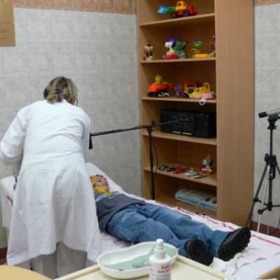 EEG készülék átadása a DE OEC Gyermekgyógyászati Intézetében - adó, 1%, alapítvány, támogatás