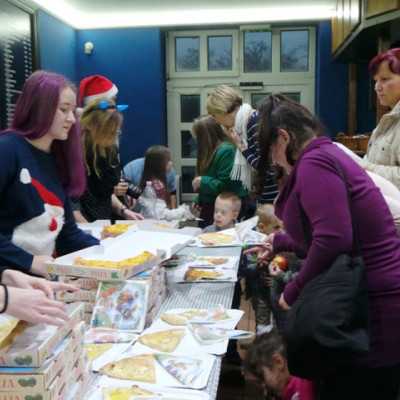 Eljutottak a beteg gyermekekhez a szeretet ajándékai - adó, 1%, alapítvány, támogatás