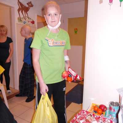 Eljutottak a beteg gyermekekhez a szeretet ajándékai - adó, 1%, alapítvány, támogatás