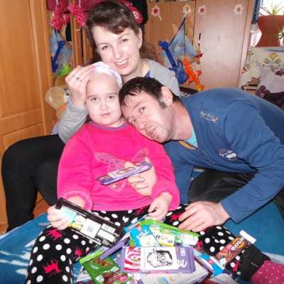 Eljutottak a beteg gyermekekhez a szeretet ajándékai - adó, 1%, alapítvány, támogatás