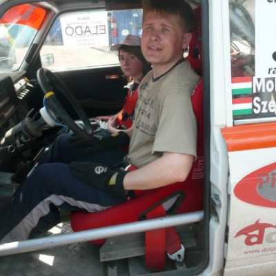 Élményautózás a salakpályán - adó, 1%, alapítvány, támogatás