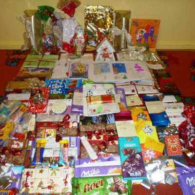 Érkeznek a „cipősdoboznyi szeretet” ajándékai és a csokoládék 2016 - alapítvány, adó 1%, támogatás