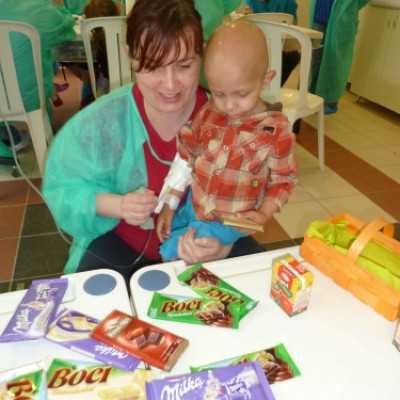 gipsz festés, hűtõmágnes készítés a Klinikán! - adó, 1%, alapítvány, támogatás