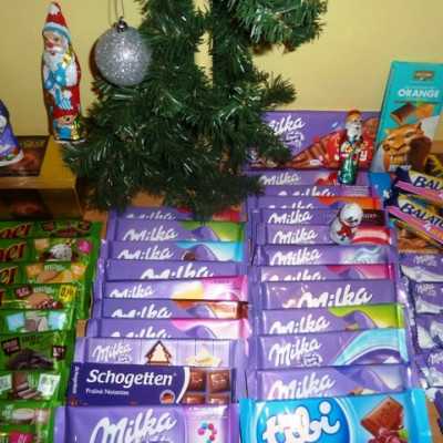 Érkeznek a „cipősdoboznyi szeretet” ajándékai és a csokoládék 2016 - alapítvány, adó 1%, támogatás