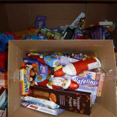 Gyűlnek a csokoládé adományok, üzenettel - adó, 1%, alapítvány, támogatás