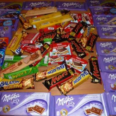 Gyűlnek a csokoládé adományok, üzenettel - adó, 1%, alapítvány, támogatás