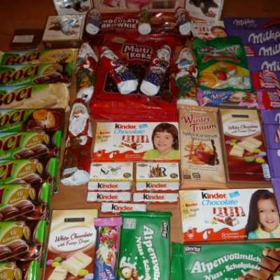 Gyűlnek a csokoládé adományok, üzenettel - adó, 1%, alapítvány, támogatás