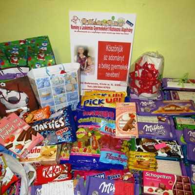 Érkeznek a „cipősdoboznyi szeretet” ajándékai és a csokoládék 2017 - alapítvány, adó 1%, támogatás