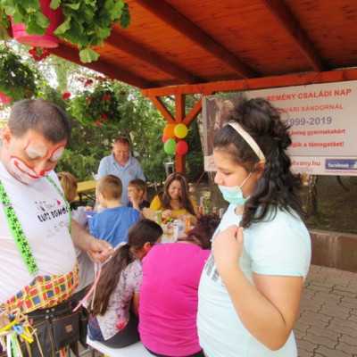 Húsz éve segít a Remény a Leukémiás Gyermekekért Alapítvány - adó, 1%, alapítvány, támogatás