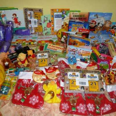 Érkeznek a „cipősdoboznyi szeretet” ajándékai és a csokoládék 2016 - alapítvány, adó 1%, támogatás