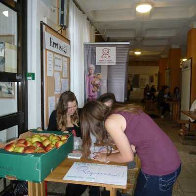 Jótékonysággal egybekötött diák önkormányzati nap - alapítvány, adó 1%, támogatás