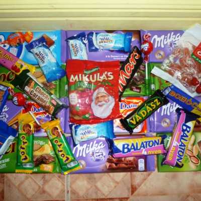 Érkeznek a „cipősdoboznyi szeretet” ajándékai és a csokoládék 2016 - alapítvány, adó 1%, támogatás