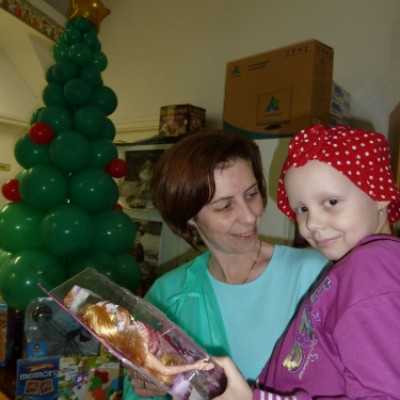 Karácsonyi Ünnepség a DE OEC Gyermekklinikán - adó, 1%, alapítvány, támogatás