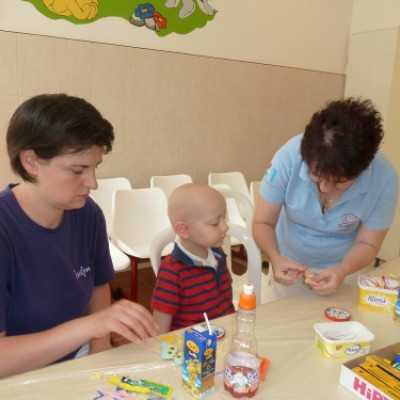 Kézműves foglalkozás 2012.07.03 - adó, 1%, alapítvány, támogatás