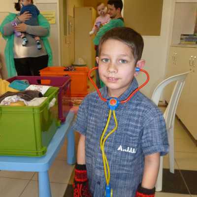 Kézműves foglalkozás Debrecenben a Gyermek Hematológián - adó, 1%, alapítvány, támogatás