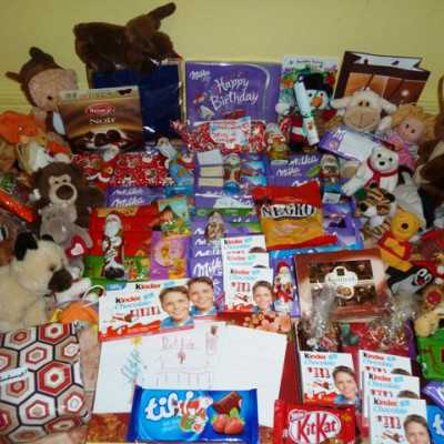 Érkeznek a „cipősdoboznyi szeretet” ajándékai és a csokoládék 2016 - alapítvány, adó 1%, támogatás