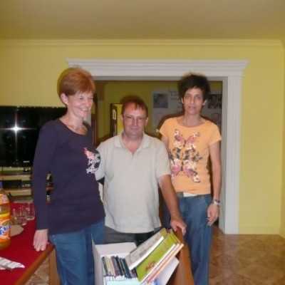 Könyvátadás a Szt. László Kórház pedagógusainak - adó, 1%, alapítvány, támogatás