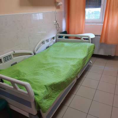 Elektromos kórházi ágyakat vásároltunk a Szegedi Gyermekonkológiai osztályra - alapítvány, adó 1%, támogatás