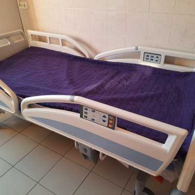 Elektromos kórházi ágyakat vásároltunk a Szegedi Gyermekonkológiai osztályra - alapítvány, adó 1%, támogatás