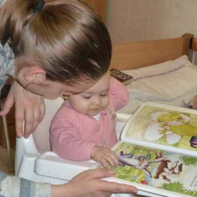 Kórházpedagógus támogatás átadás a Szegedi Gyermekklinikán - adó, 1%, alapítvány, támogatás