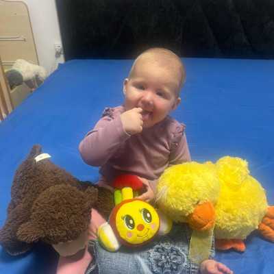 Tisztítószer csomag és új farmernadrágok átadása 20 családnak! - alapítvány, adó 1%, támogatás