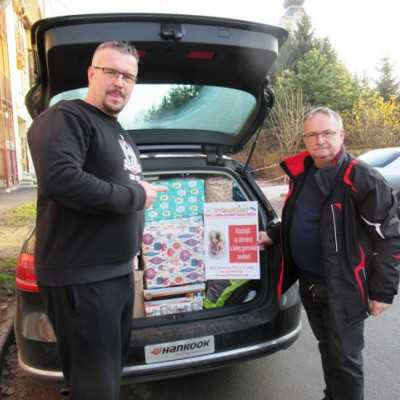 Érkeznek a „cipősdoboznyi szeretet” ajándékai és a csokoládék 2019 Karácsonyra - alapítvány, adó 1%, támogatás