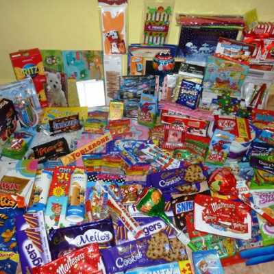 Érkeznek a „cipősdoboznyi szeretet” ajándékai és a csokoládék 2016 - alapítvány, adó 1%, támogatás