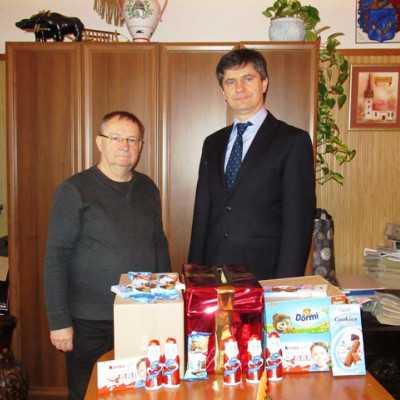 Érkeznek a „cipősdoboznyi szeretet” ajándékai és a csokoládék 2017 - alapítvány, adó 1%, támogatás