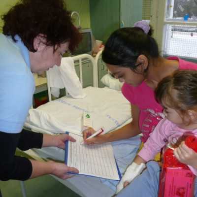 Miskolcon járt a Remény Mikulás - adó, 1%, alapítvány, támogatás