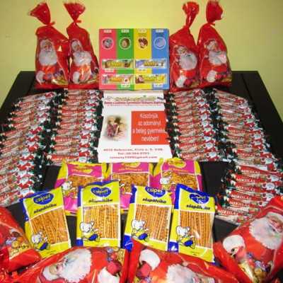 Érkeznek a „cipősdoboznyi szeretet” ajándékai és a csokoládék 2018 - alapítvány, adó 1%, támogatás