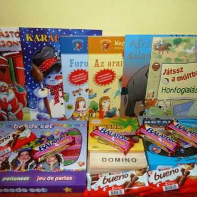 Érkeznek a „cipősdoboznyi szeretet” ajándékai és a csokoládék 2016 - alapítvány, adó 1%, támogatás