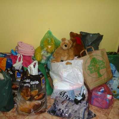 Érkeznek a „cipősdoboznyi szeretet” ajándékai és a csokoládék 2016 - alapítvány, adó 1%, támogatás