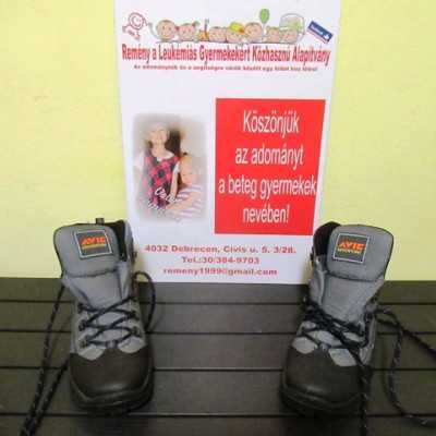 Érkeznek a „cipősdoboznyi szeretet” ajándékai és a csokoládék 2018 - alapítvány, adó 1%, támogatás