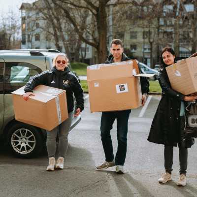 Plüssadomány érkezett a DEAC Kosárlabdacsapatától! - alapítvány, adó 1%, támogatás