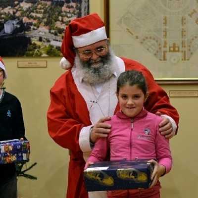 Remény Karácsonyi Ajándékozás - adó, 1%, alapítvány, támogatás