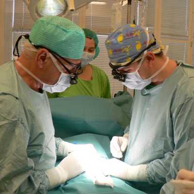 Sebészeti műtéthez fontos nagyító szemüvegre gyűjtünk! - alapítvány, adó 1%, támogatás