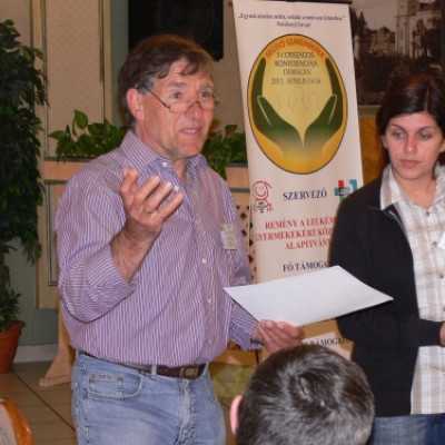 Segítõ Szakemberek IV. Országos Konferenciája - adó, 1%, alapítvány, támogatás