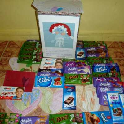 Érkeznek a „cipősdoboznyi szeretet” ajándékai és a csokoládék 2016 - alapítvány, adó 1%, támogatás