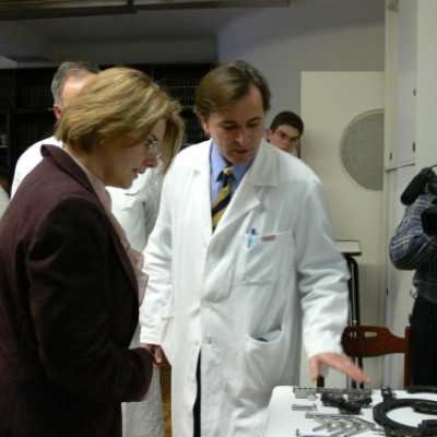 SOTE Gyermekorthopédia 4,7 M Ft műszer átadás - adó, 1%, alapítvány, támogatás