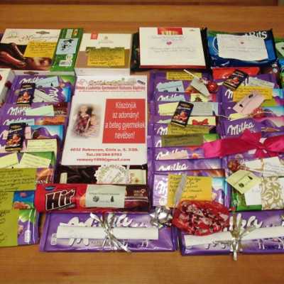 Érkeznek a „cipősdoboznyi szeretet” ajándékai és a csokoládék 2017 - alapítvány, adó 1%, támogatás