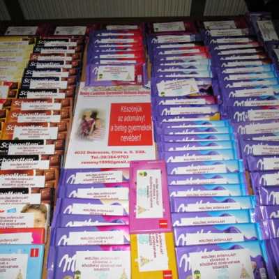 Érkeznek a „cipősdoboznyi szeretet” ajándékai és a csokoládék 2017 - alapítvány, adó 1%, támogatás