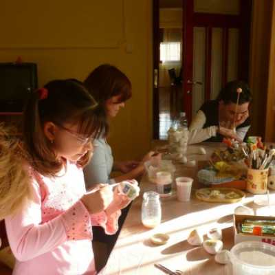 Szüreti foglalkozás a Remény Kuckóban - adó, 1%, alapítvány, támogatás