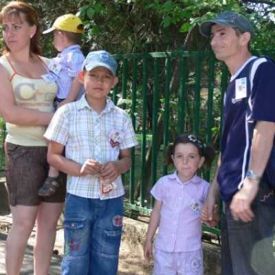 Szurikáta családot fogadtunk örökbe a debreceni állatkertben! - adó, 1%, alapítvány, támogatás