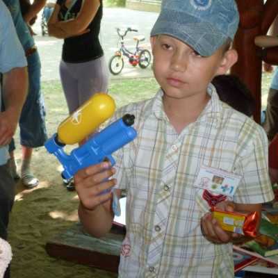 Szurikáta családot fogadtunk örökbe a debreceni állatkertben! - adó, 1%, alapítvány, támogatás