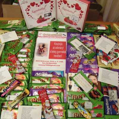 Érkeznek a „cipősdoboznyi szeretet” ajándékai és a csokoládék 2017 - alapítvány, adó 1%, támogatás