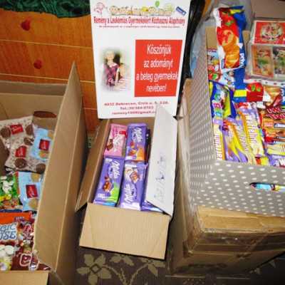 Érkeznek a „cipősdoboznyi szeretet” ajándékai és a csokoládék - alapítvány, adó 1%, támogatás
