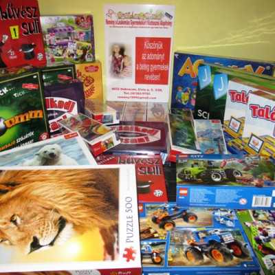 Érkeznek a „cipősdoboznyi szeretet” ajándékai és a csokoládék 2018 - alapítvány, adó 1%, támogatás