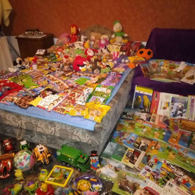 Érkeznek a „cipősdoboznyi szeretet” ajándékai és a csokoládék 2018 - alapítvány, adó 1%, támogatás