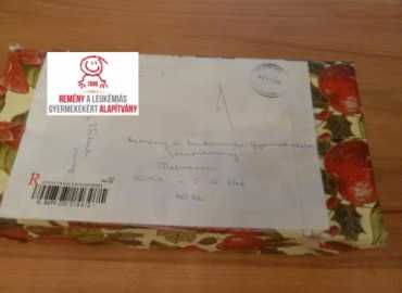 Gyűlnek a csokoládé adományok, üzenettel