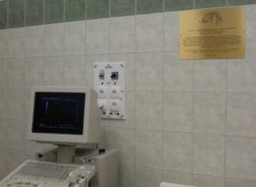 Hitachi EUB-525 ultrahang készülék átadása a DE OEC Gyermekgyógyászati Intézetben